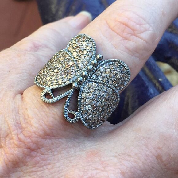 Brass butterfly ring ruthenium AAA grade CZ Ring - Picture 3 of 11